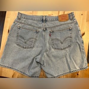Vintage Levi’s Jean Shorts